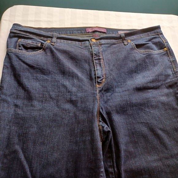 Gloria Vanderbilt Amanda Jean 22w - Picture 13 of 15